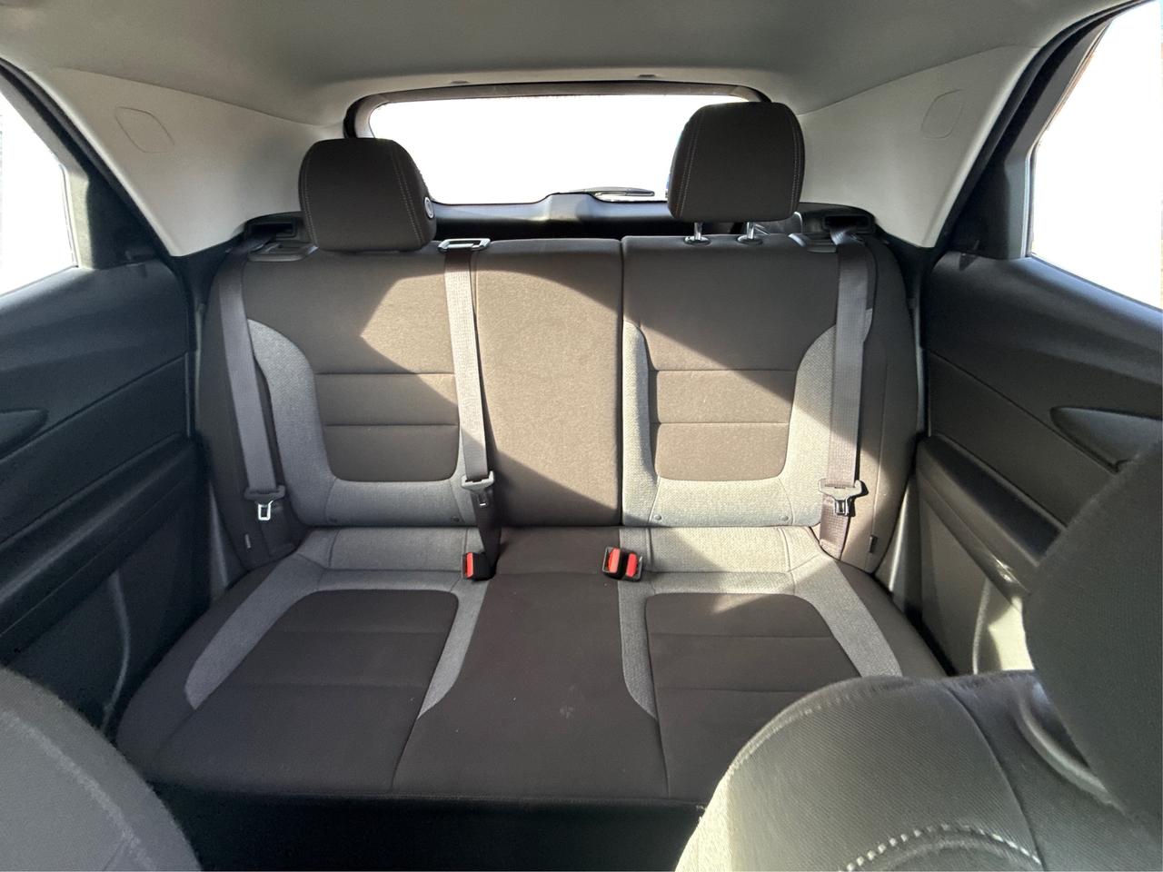 2023 Chevrolet TrailBlazer AWD HEATED SEATS REMOTE START WE FINANCE ALL CREDT Photo