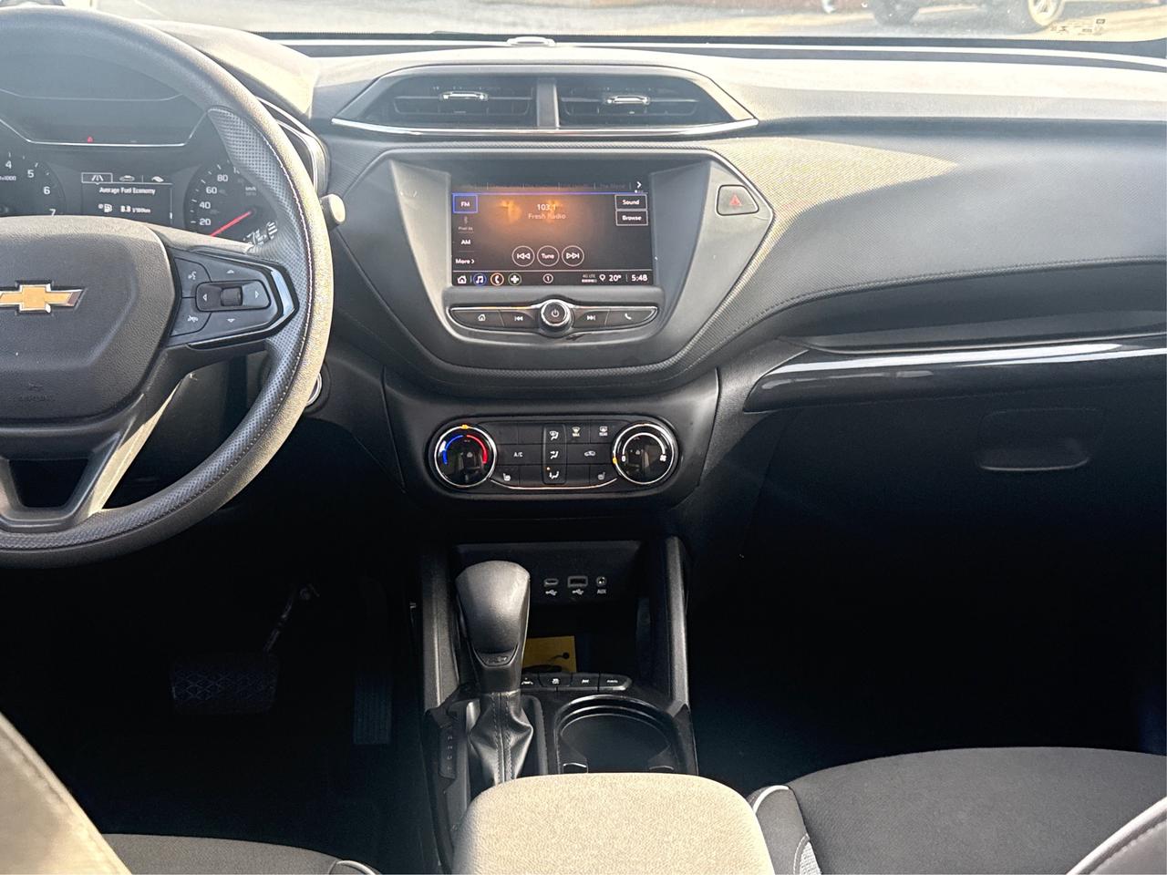 2023 Chevrolet TrailBlazer AWD HEATED SEATS REMOTE START WE FINANCE ALL CREDT Photo