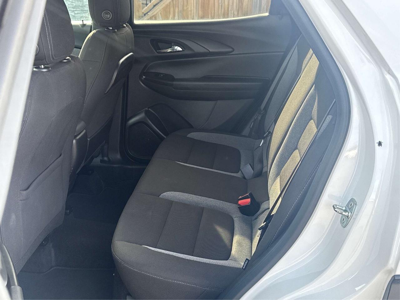 2023 Chevrolet TrailBlazer AWD HEATED SEATS REMOTE START WE FINANCE ALL CREDT Photo
