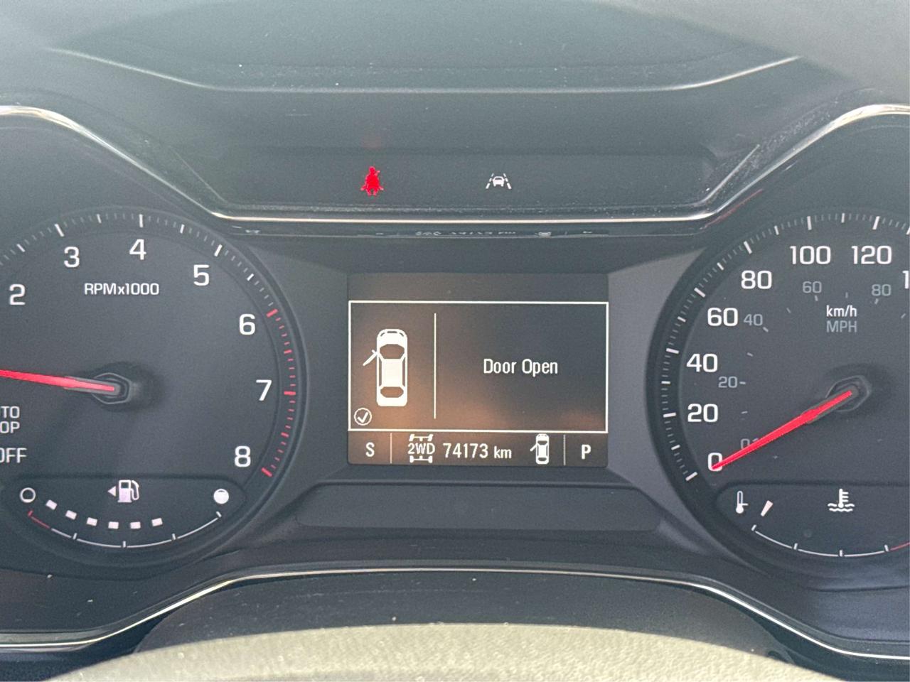 2023 Chevrolet TrailBlazer AWD HEATED SEATS REMOTE START WE FINANCE ALL CREDT Photo