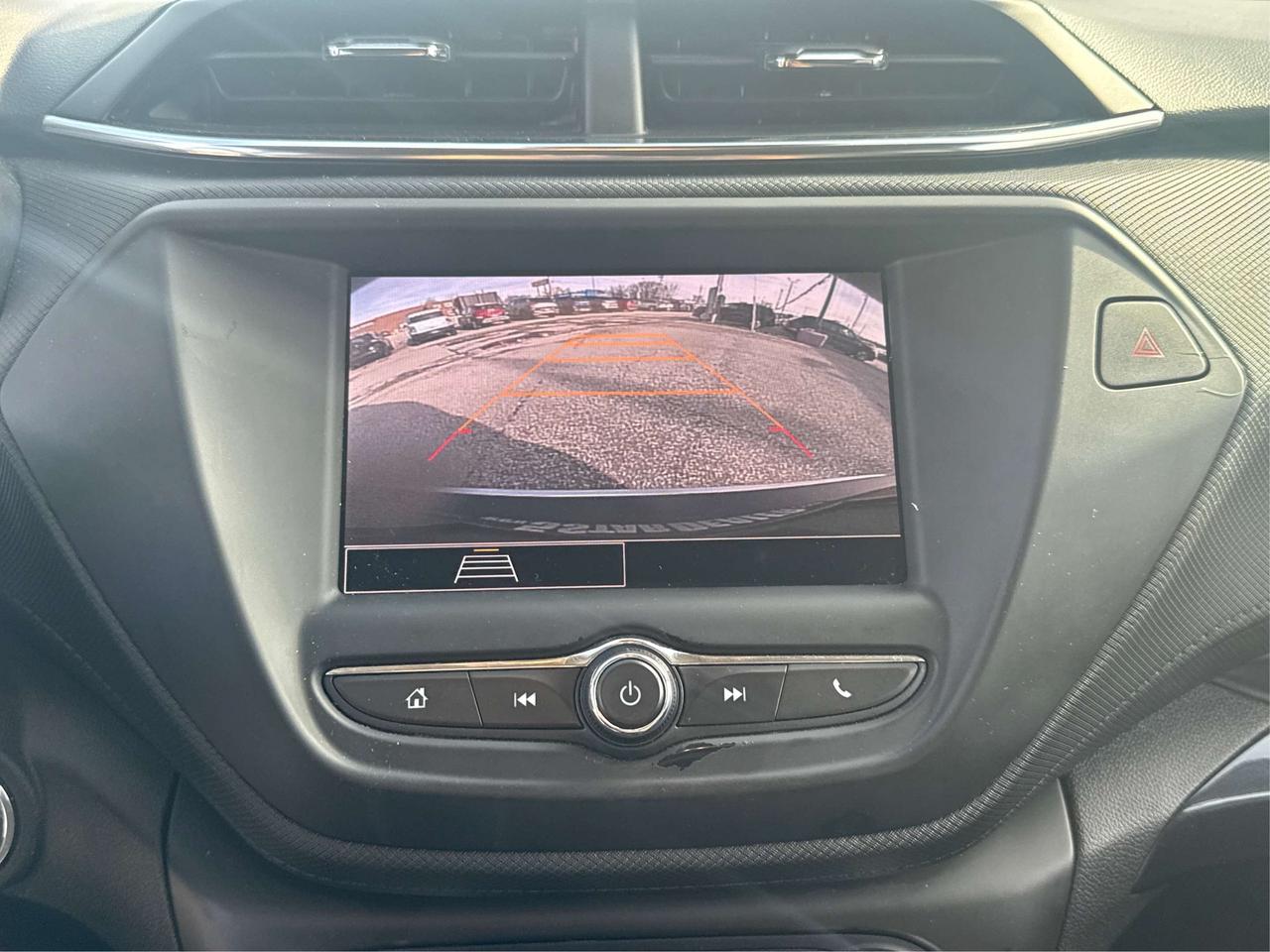 2023 Chevrolet TrailBlazer AWD HEATED SEATS REMOTE START WE FINANCE ALL CREDT Photo