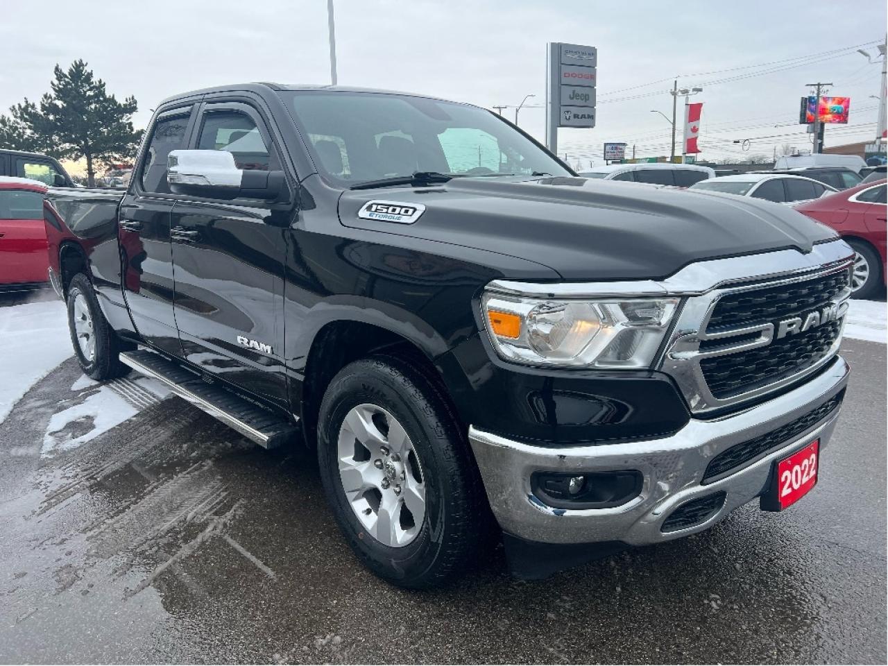 2022 RAM 1500 Big Horn Quad 4x2 V6 *CLEAN CARFAX *LOW KMS Photo3