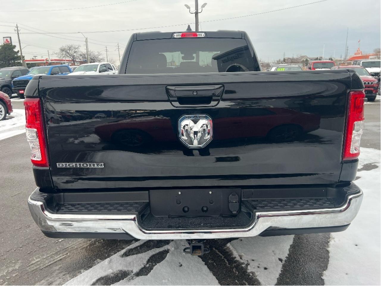 2022 RAM 1500 Big Horn Quad 4x2 V6 *CLEAN CARFAX *LOW KMS Photo
