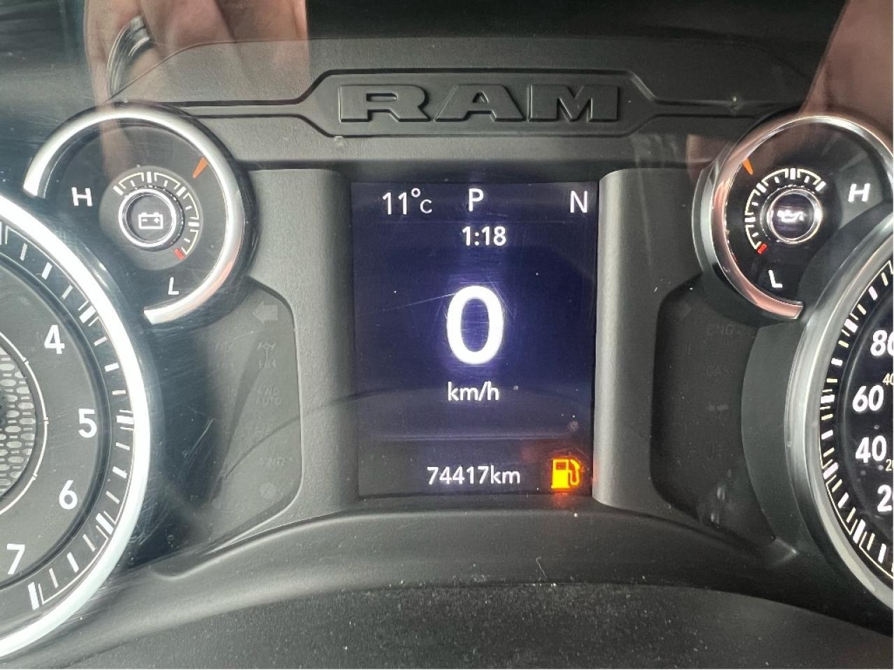 2022 RAM 1500 Big Horn Quad 4x2 V6 *CLEAN CARFAX *LOW KMS Photo