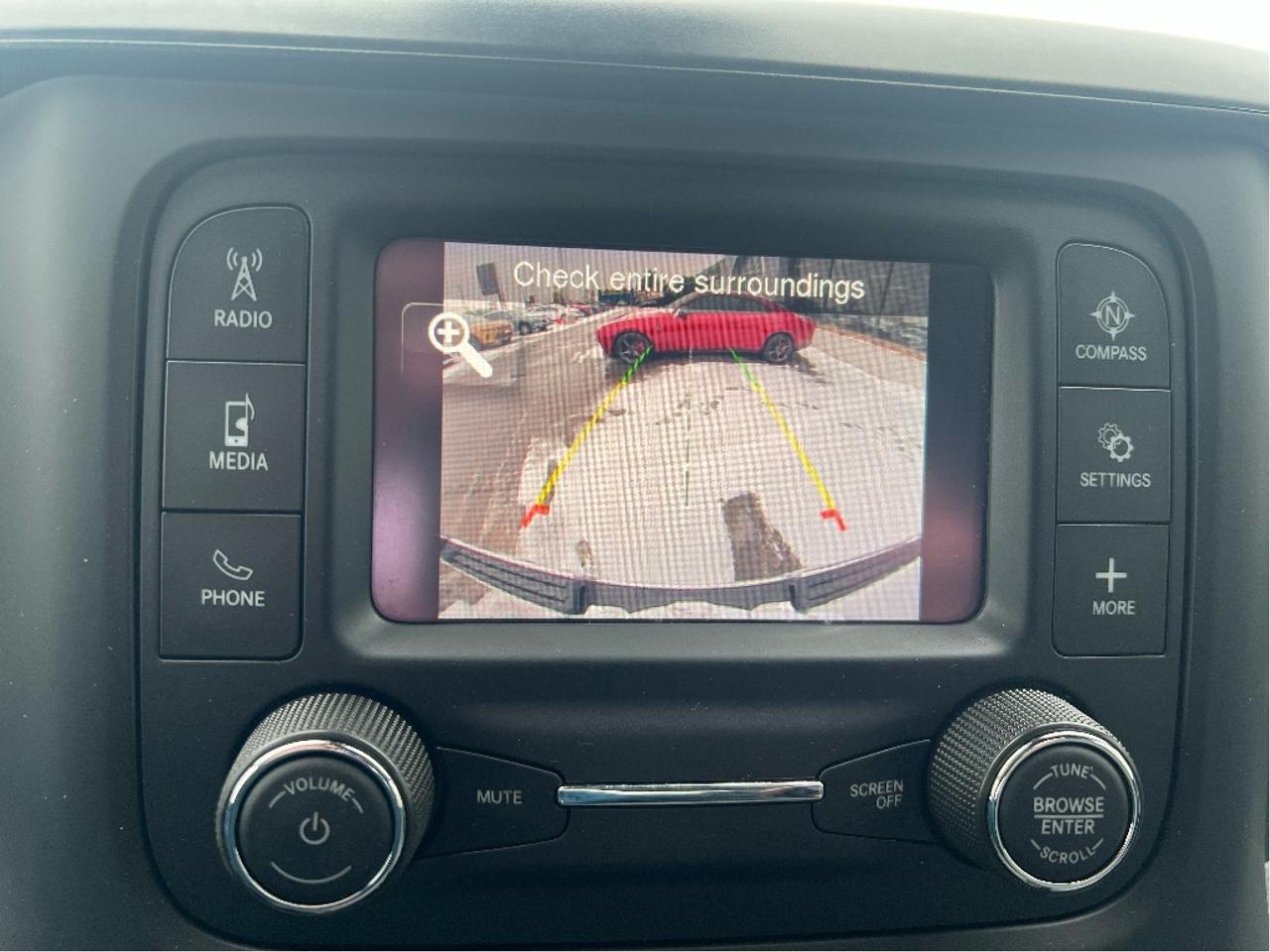 2022 RAM 1500 Big Horn Quad 4x2 V6 *CLEAN CARFAX *LOW KMS Photo