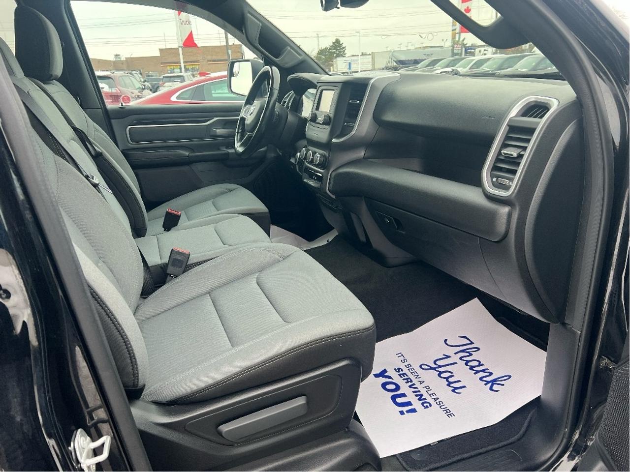 2022 RAM 1500 Big Horn Quad 4x2 V6 *CLEAN CARFAX *LOW KMS Photo