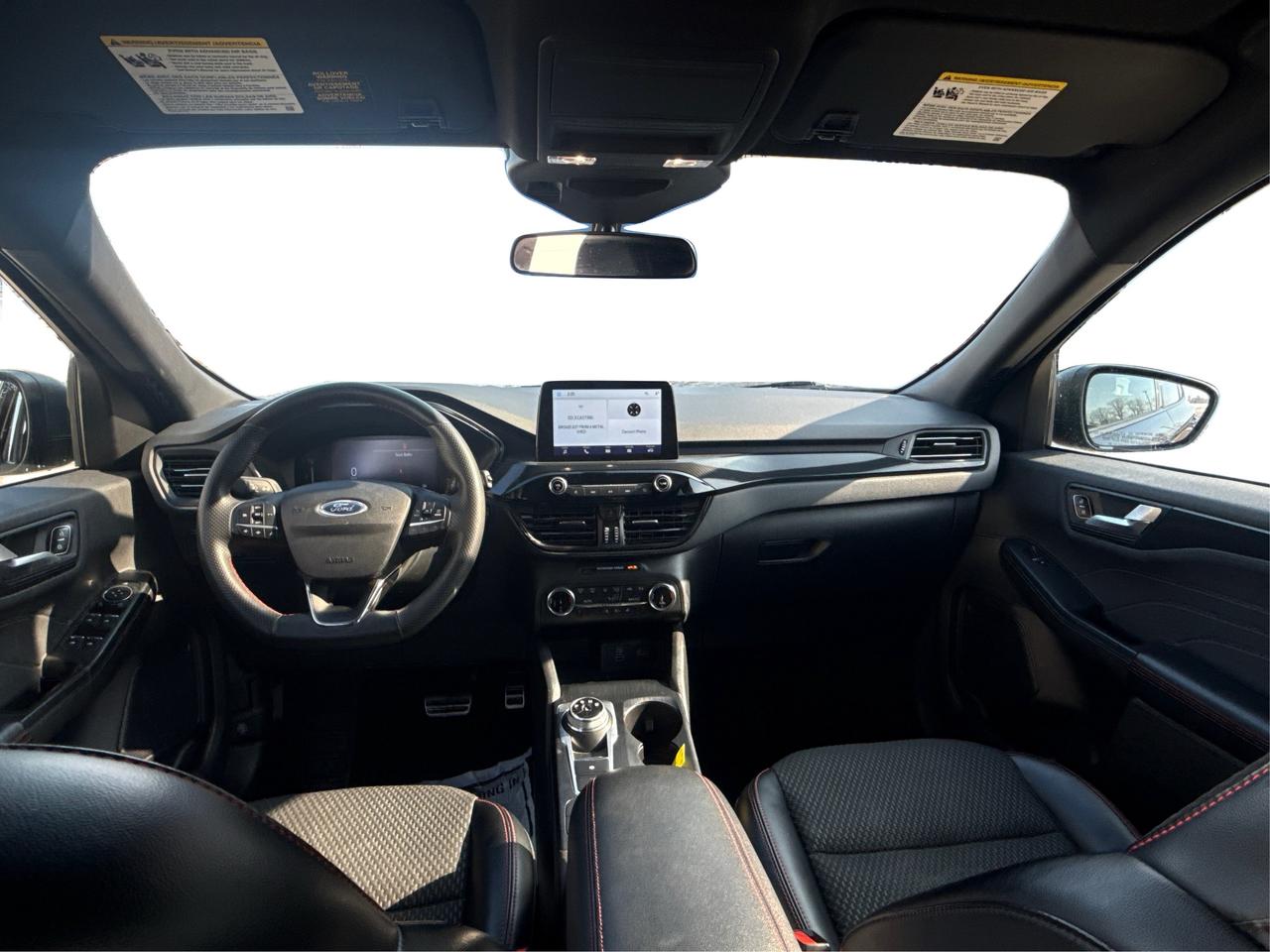 2023 Ford Escape AWD HEATED SEATS MINT! WE FINANCE ALL CREDIT Photo