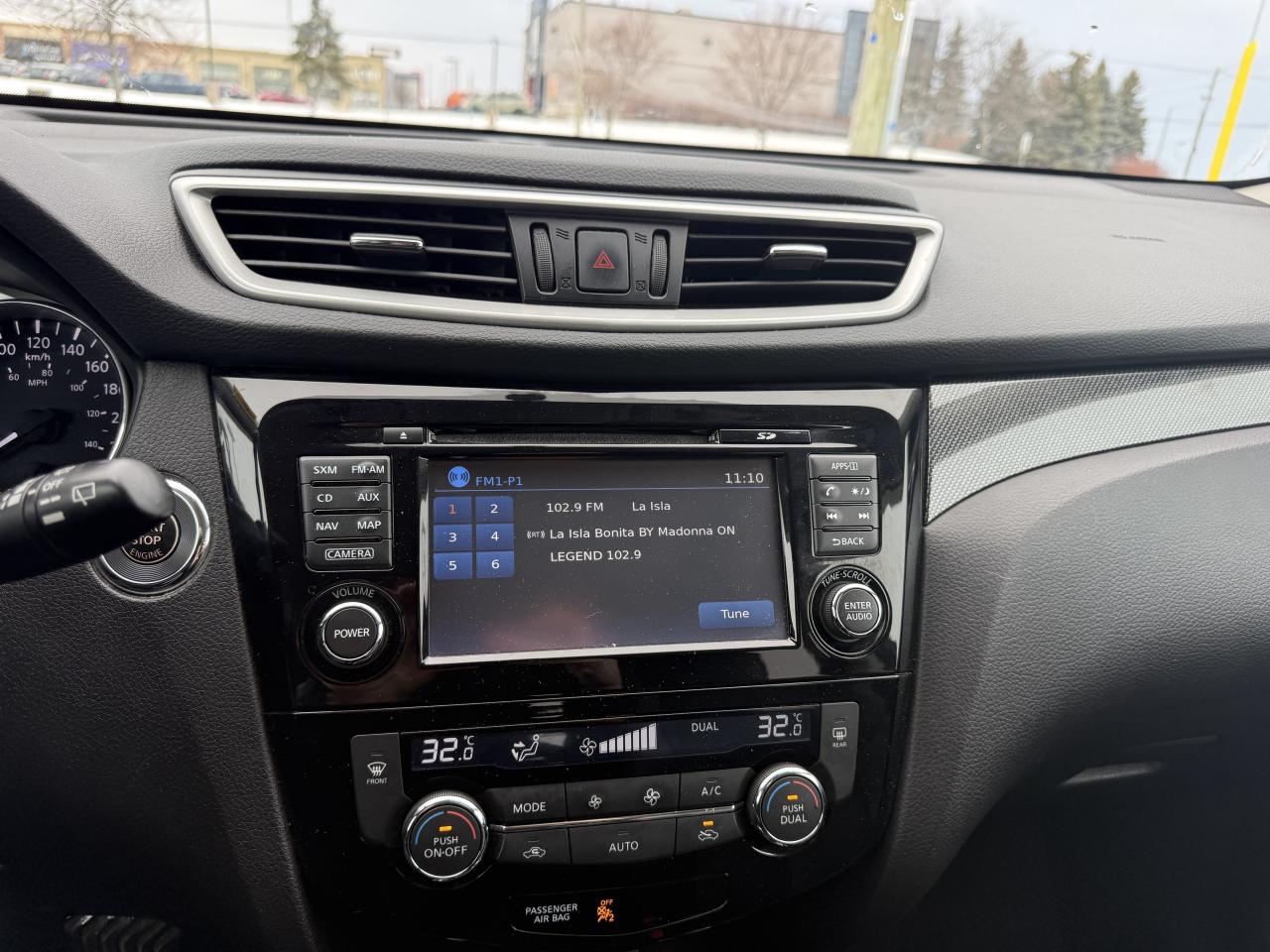 2016 Nissan Rogue SL AWD   LOW KM   PANO ROOF   LEATHER   NOCLAIMS Photo