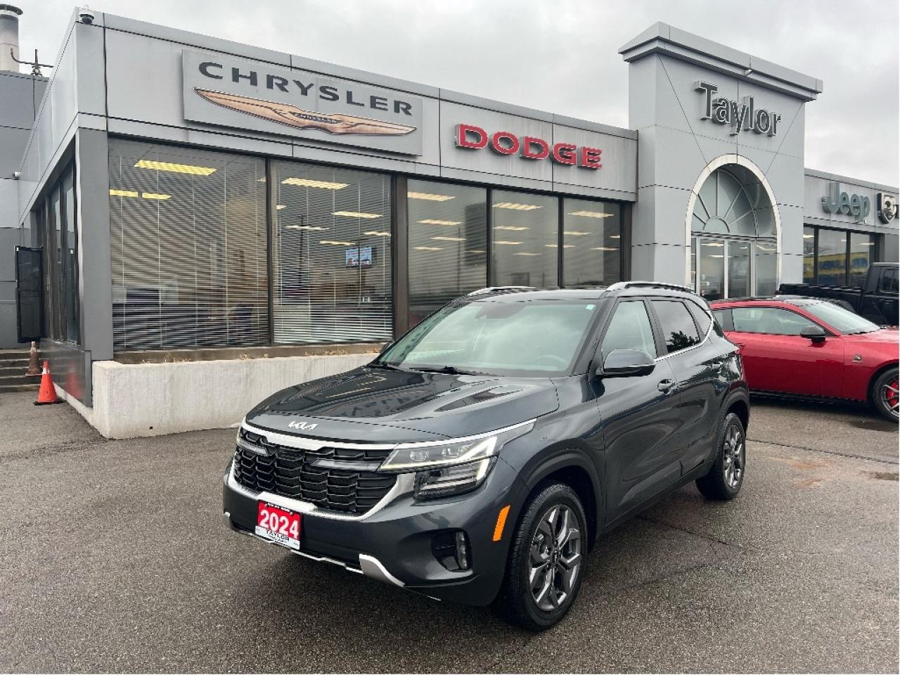 2024 Kia Seltos EX AWD *LEATHER *SUNROOF *CLEAN CARFAX Photo