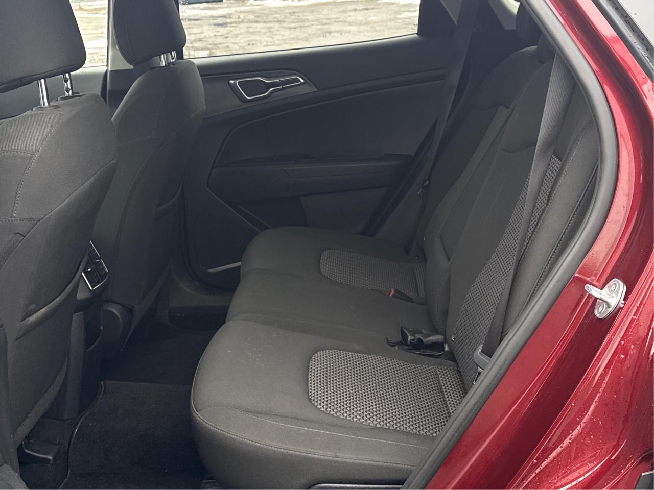 2023 Kia Sportage LX AWD HEATED SEATS LOADED! WE FINANCE ALL CREDIT! Photo