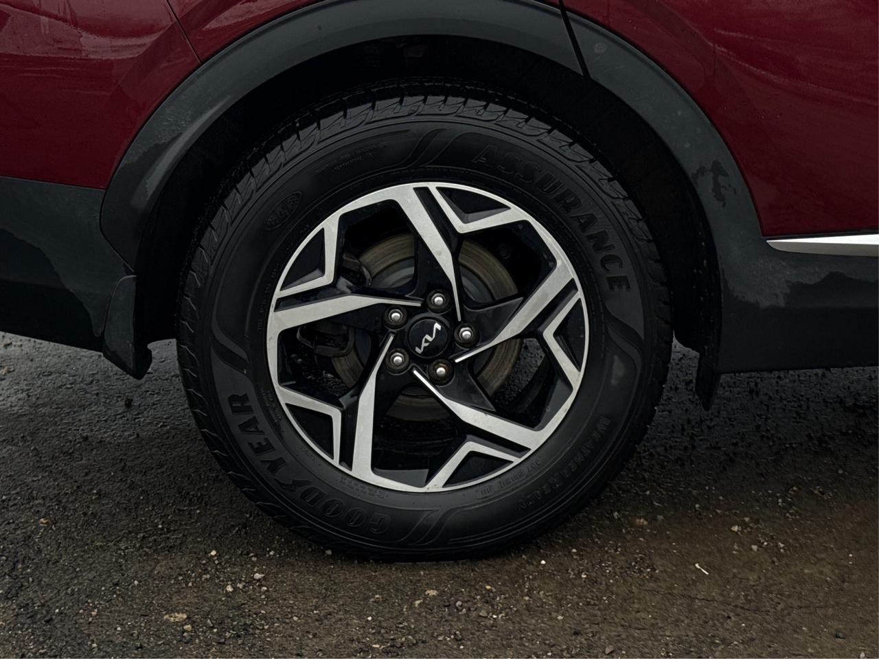 2023 Kia Sportage LX AWD HEATED SEATS LOADED! WE FINANCE ALL CREDIT! Photo