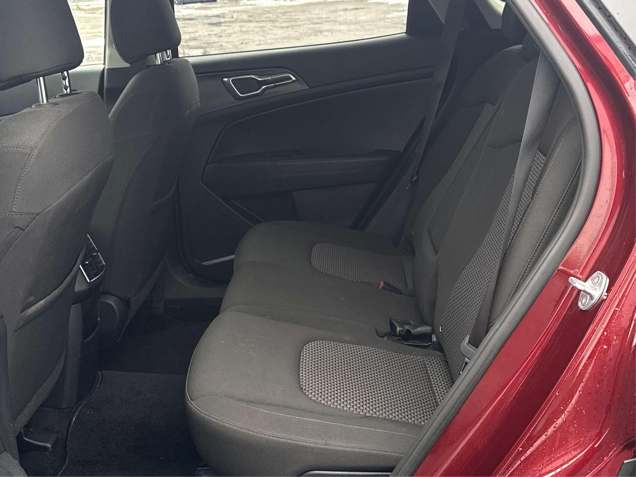 2023 Kia Sportage LX AWD HEATED SEATS LOADED! WE FINANCE ALL CREDIT! Photo