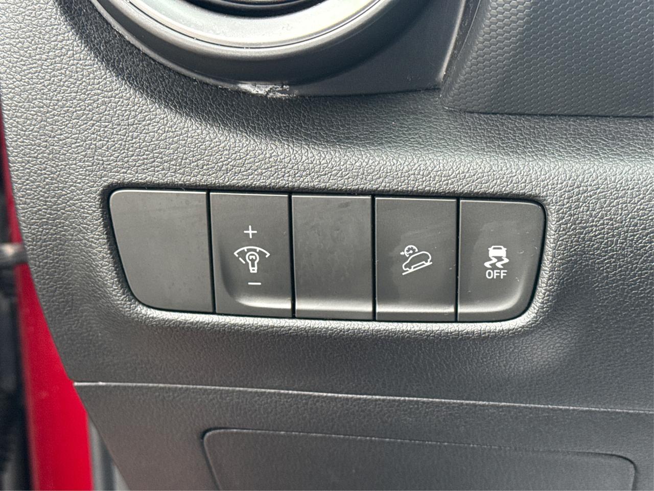 2023 Hyundai KONA AWD HEATED SEATS MINT WE FINANCE ALL CREDIT! Photo
