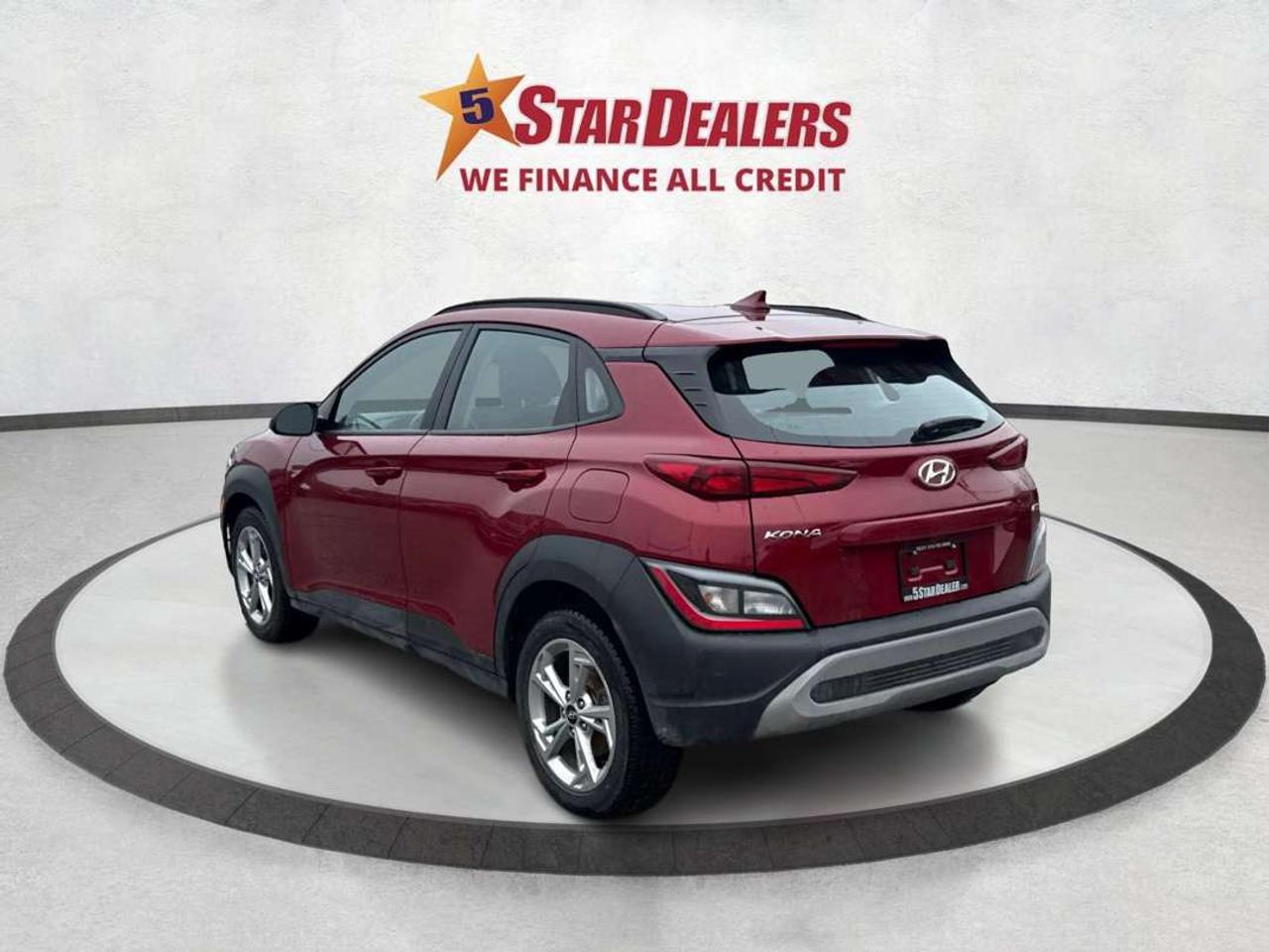2023 Hyundai KONA AWD HEATED SEATS MINT WE FINANCE ALL CREDIT! Photo4