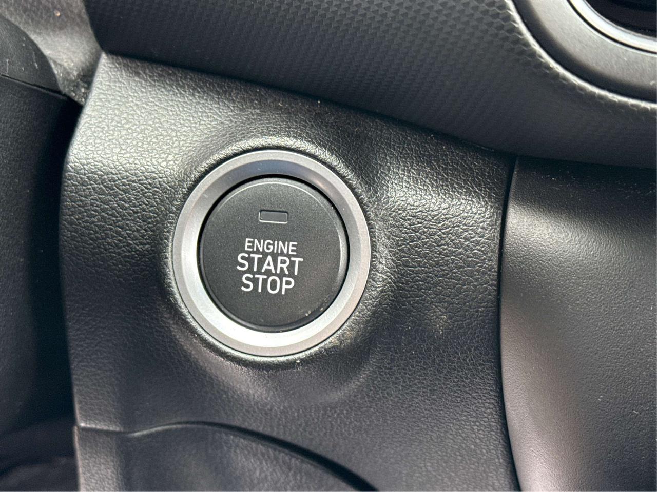 2023 Hyundai KONA AWD HEATED SEATS MINT WE FINANCE ALL CREDIT! Photo