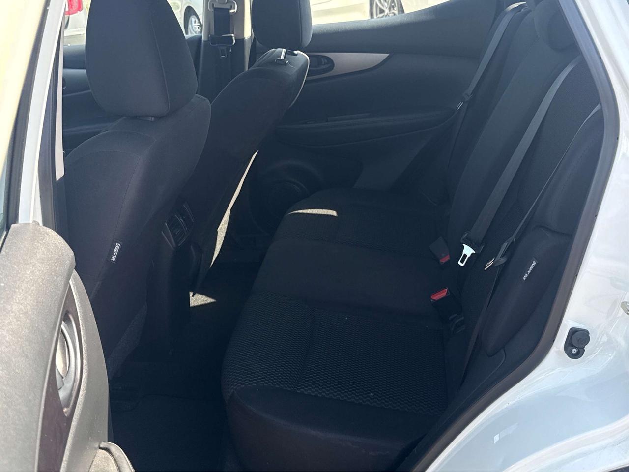 2023 Nissan Qashqai AWD HEATED SEATS MINT WE FINANCE ALL CREDIT! Photo