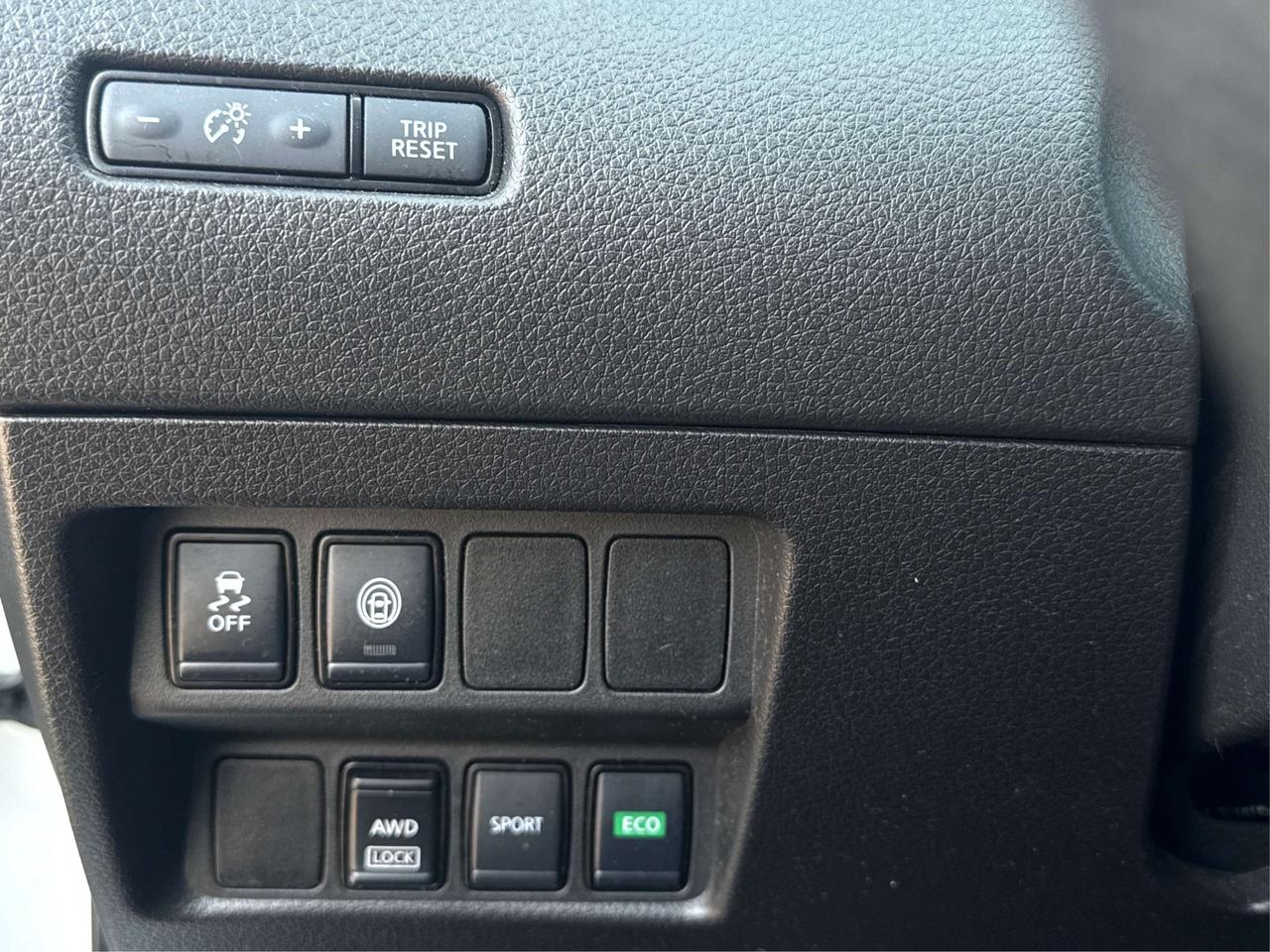 2023 Nissan Qashqai AWD HEATED SEATS MINT WE FINANCE ALL CREDIT! Photo