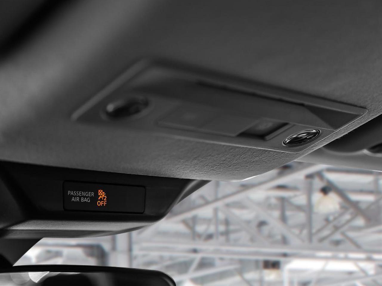 2025 Nissan Kicks SV  AWD BRAND NEW CARPLAY REMOTE START B-SPOT CAM Photo