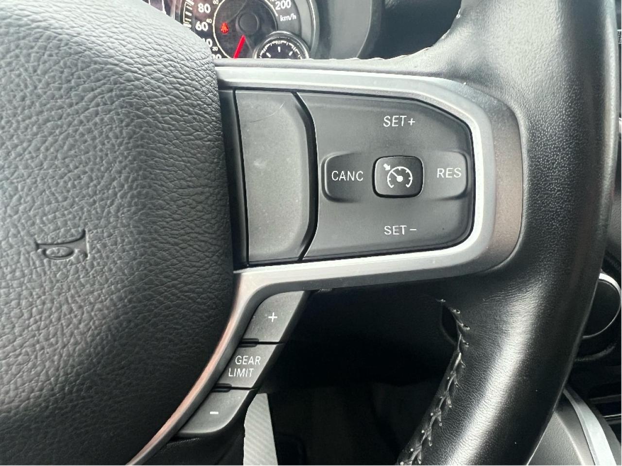 2022 RAM 1500 Big Horn Quad 4x2 V6  *LOW KMS Photo