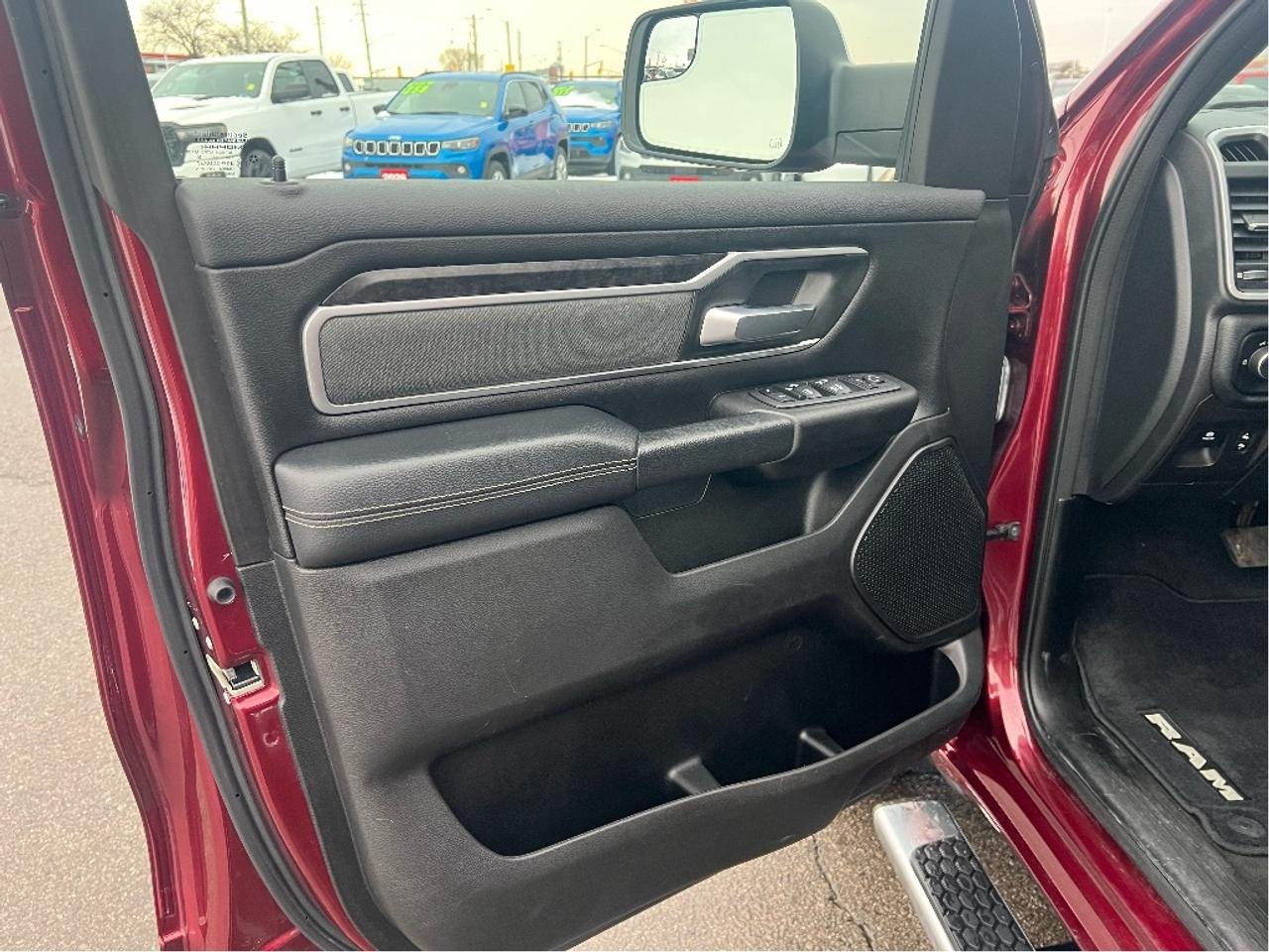 2022 RAM 1500 Big Horn Quad 4x2 V6  *LOW KMS Photo