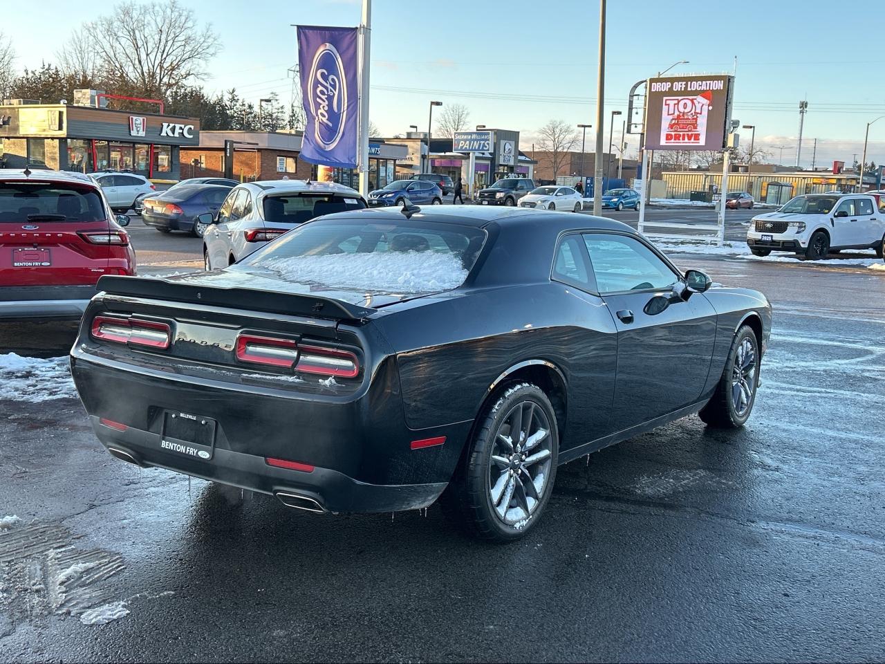 2021 Dodge Challenger COUPE 2DR 3.6L AWD LEATHER HEATED SEATS SUNROOF Photo4
