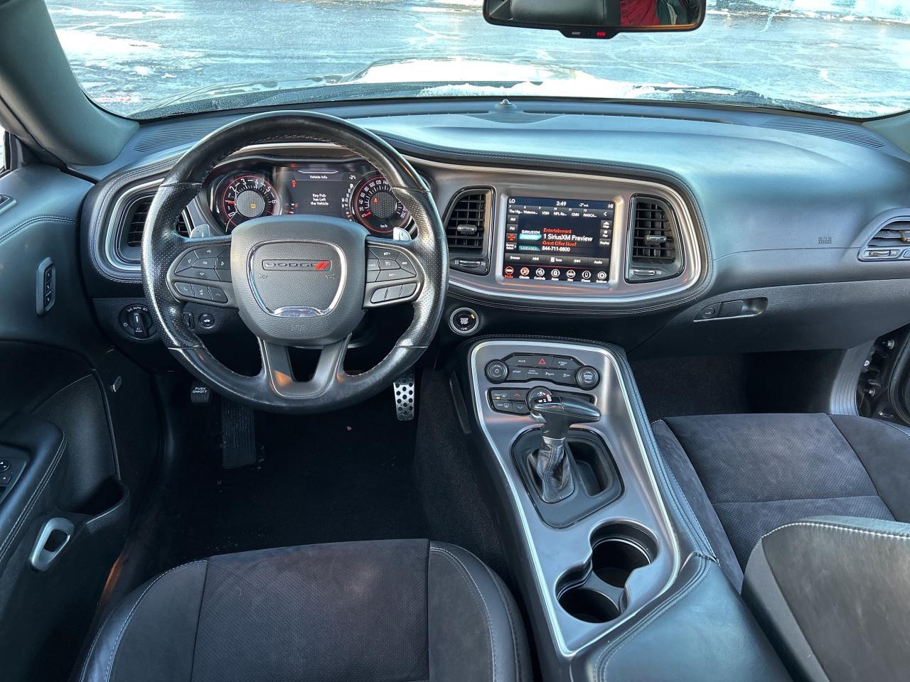 2021 Dodge Challenger COUPE 2DR 3.6L AWD LEATHER HEATED SEATS SUNROOF Photo