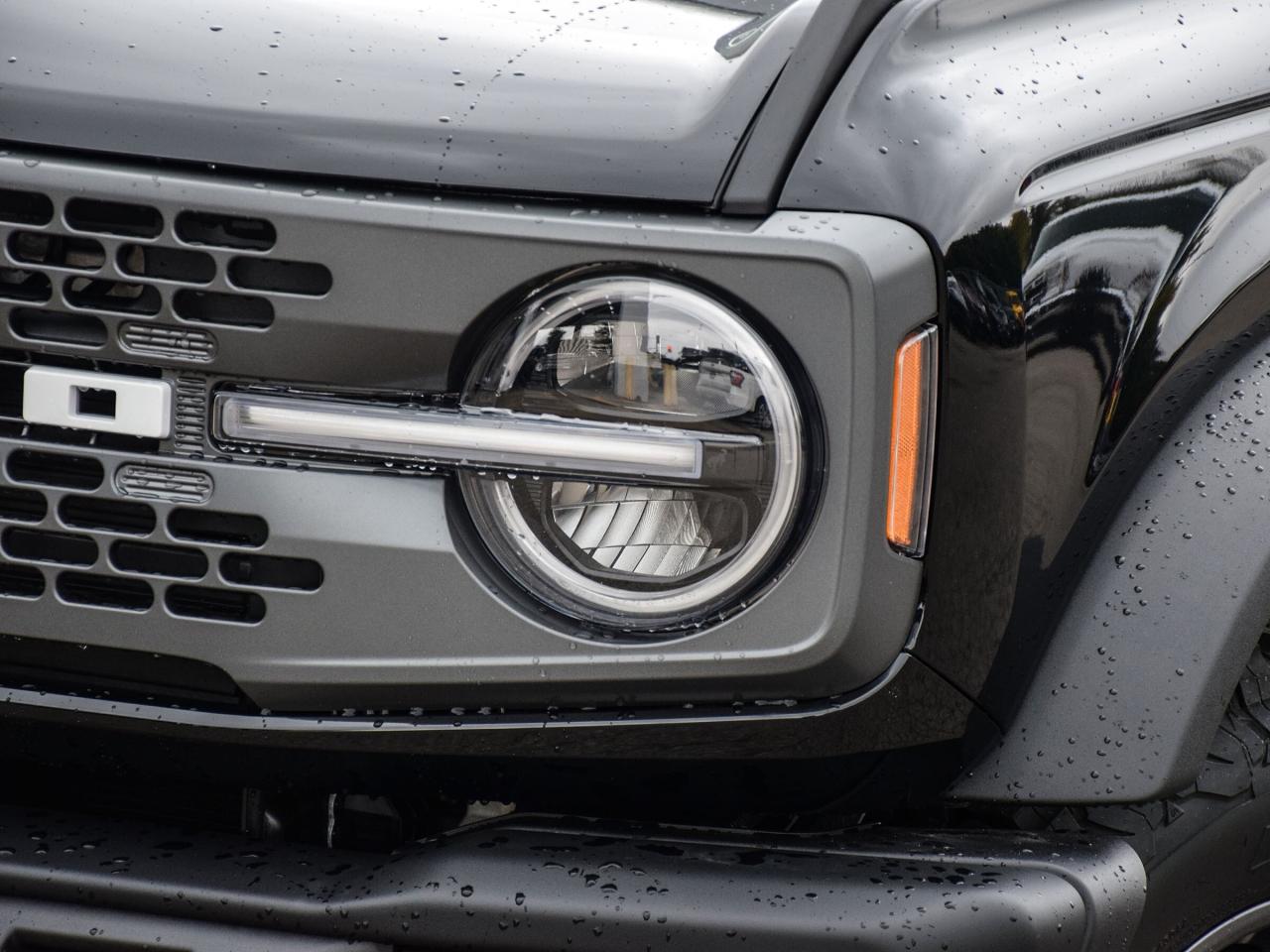 2025 Ford Bronco BADLANDS 4 DOOR 4X4 Photo2