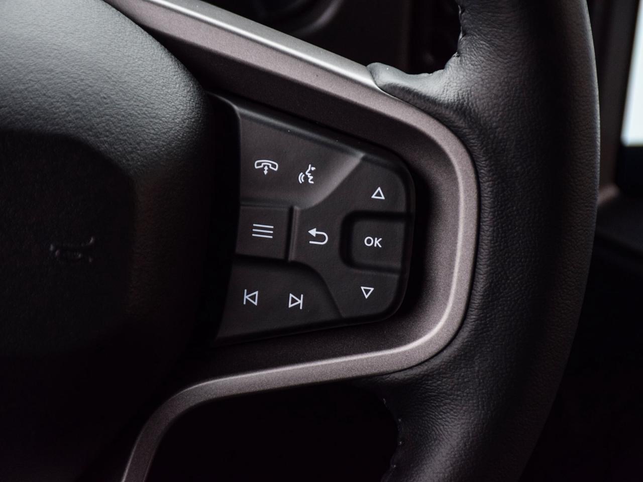 2025 Ford Bronco BADLANDS 4 DOOR 4X4 Photo