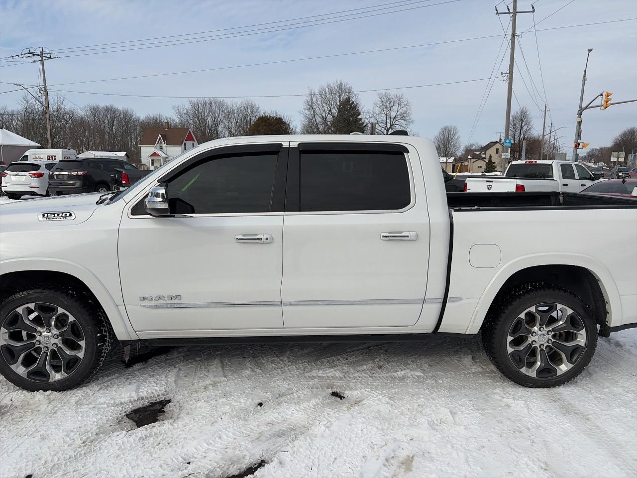 2020 RAM 1500 LIMITED-FULLY LOADED-X2 SUNROOF-4X4 Photo