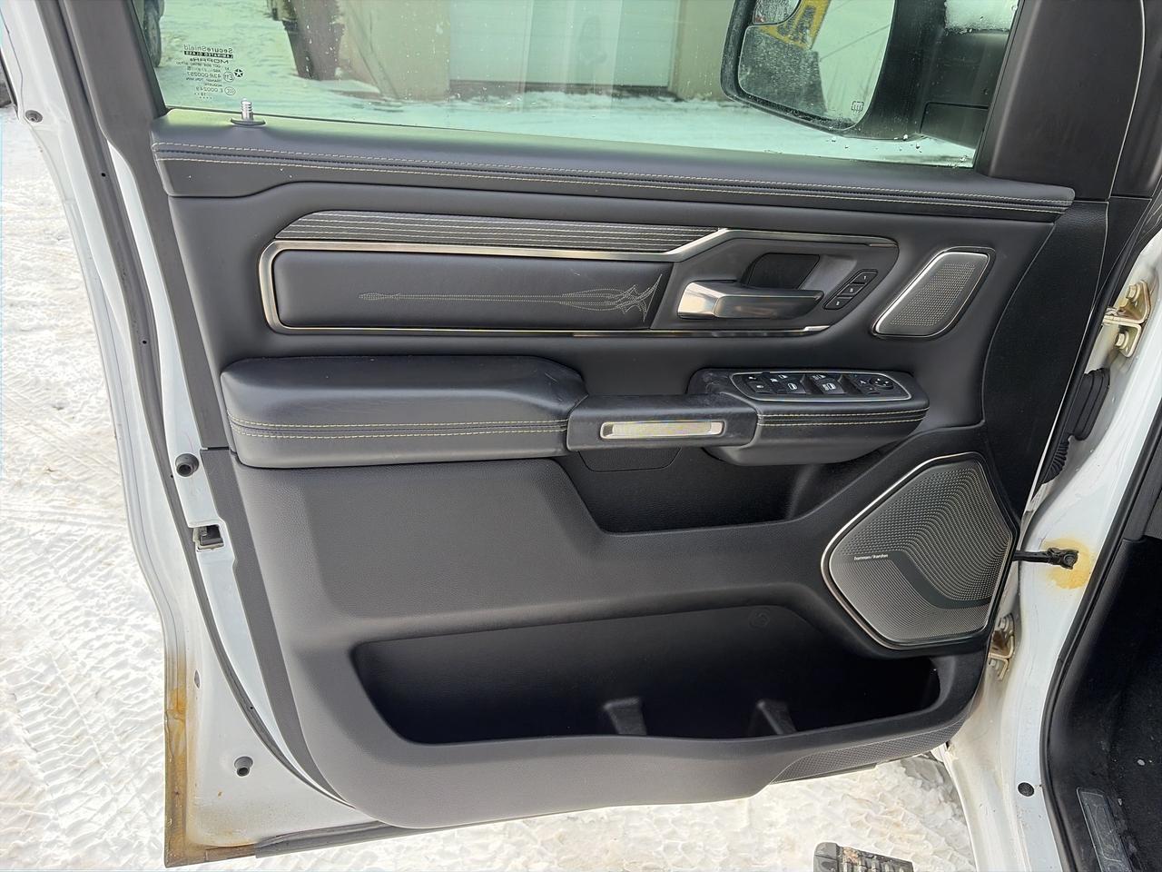 2020 RAM 1500 LIMITED-FULLY LOADED-X2 SUNROOF-4X4 Photo