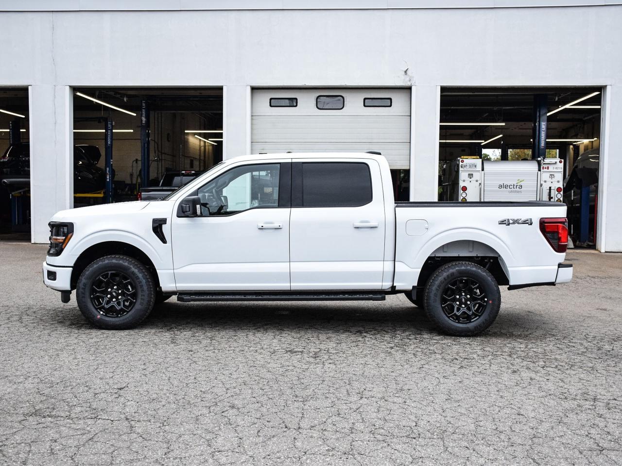 2025 Ford F-150 XLT 4WD SuperCrew 5.5' Box Photo