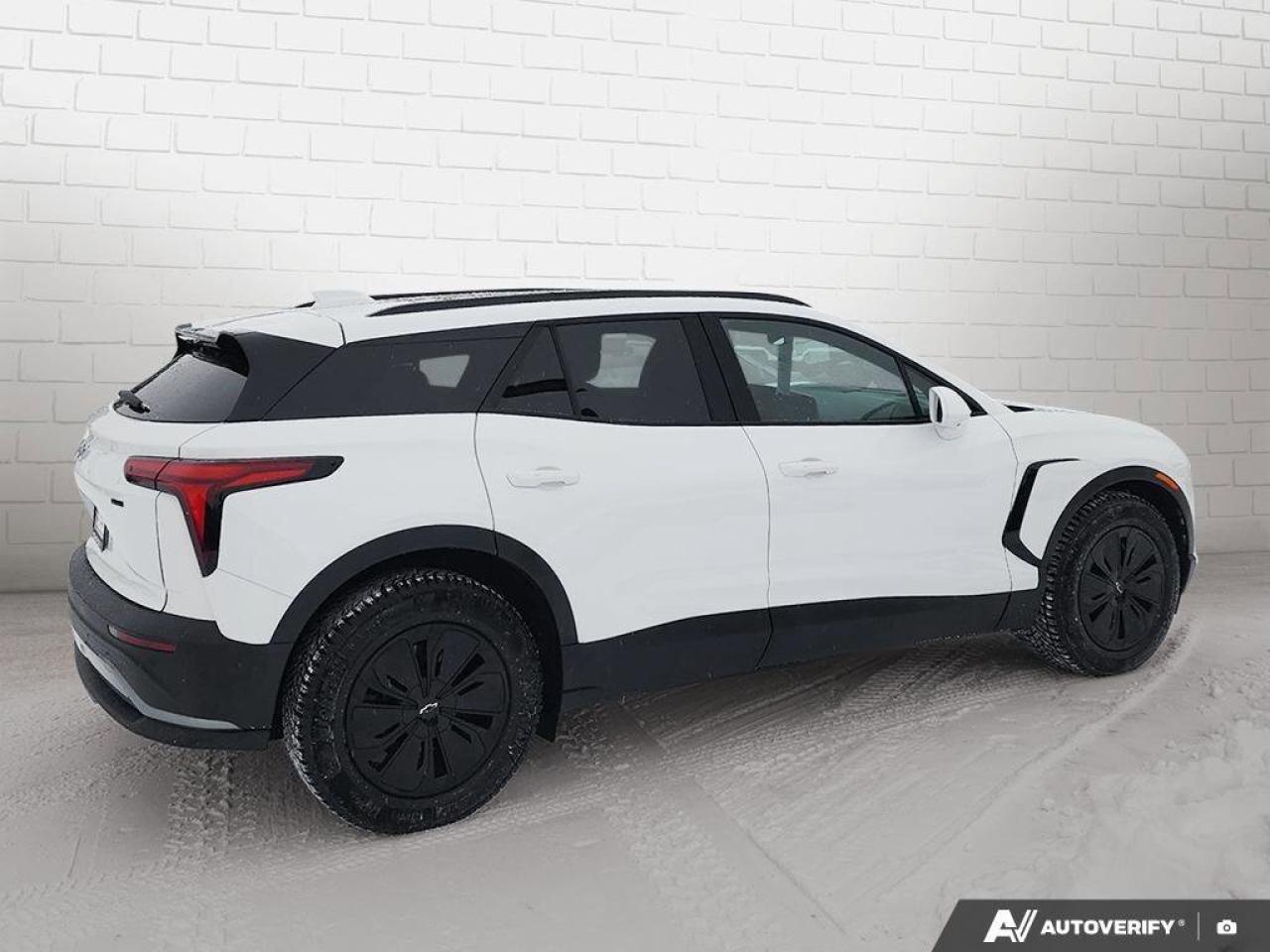 2025 Chevrolet Blazer EV AWD LTWinter Tires on Rims   Remote Start   Power Photo4