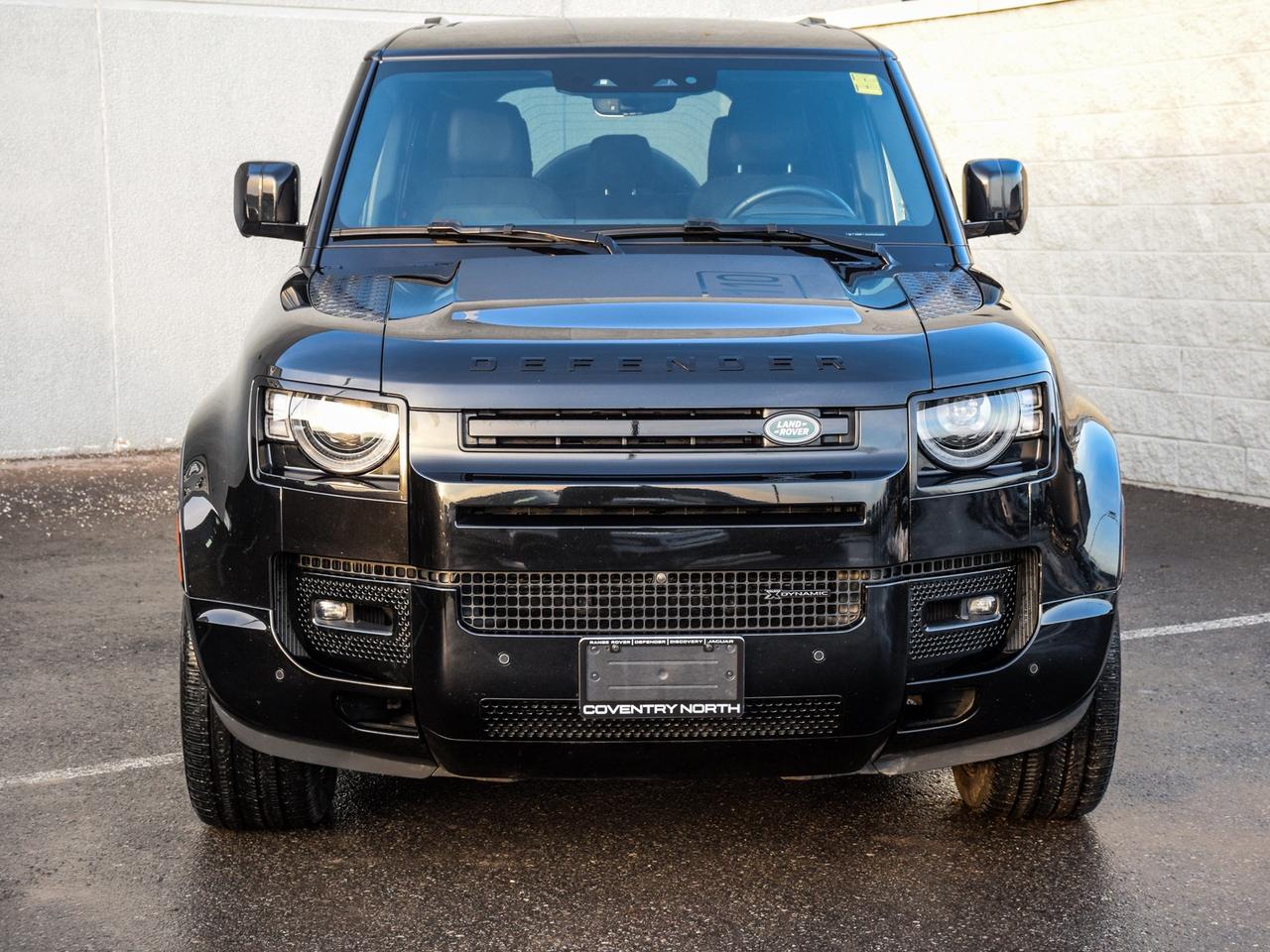 2023 Land Rover Defender LOADED 22's ULTRA LOW KM's AIR SUSPENSION Photo