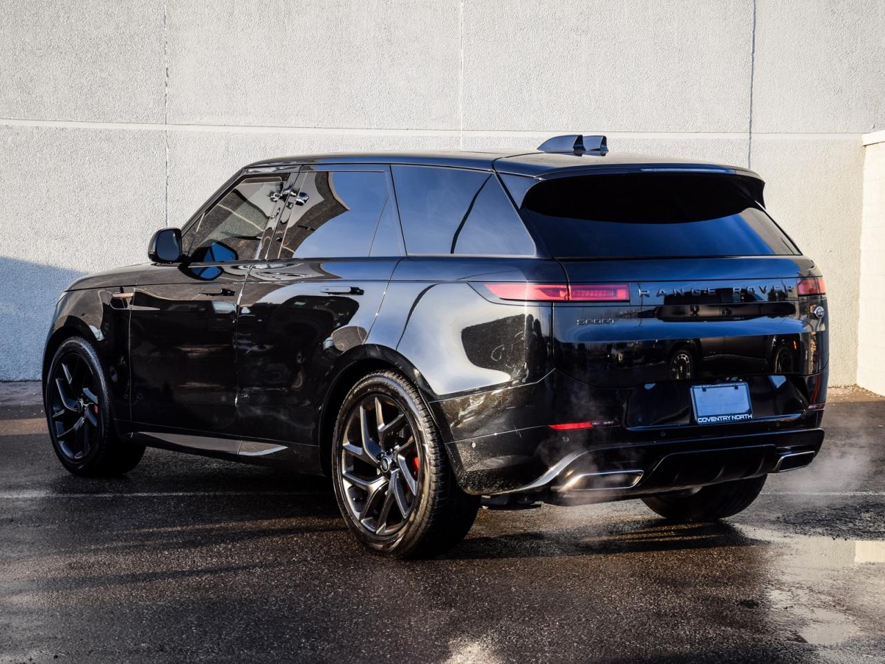 2023 Land Rover Range Rover Sport LOW KM's 22's WHITE INTERIOR Photo