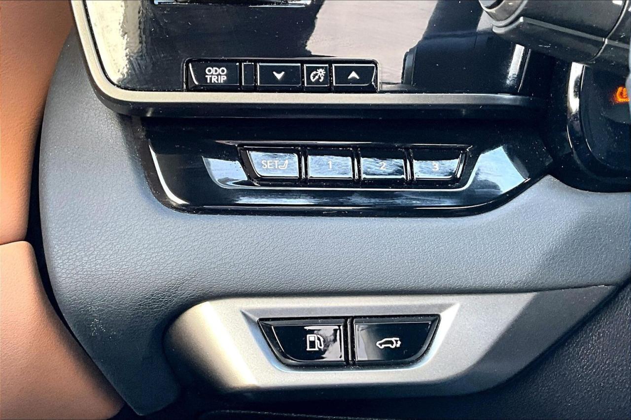 2024 Lexus RX 350  LUXURY   NAVIGATION   SUNROOF   CARPLAY Photo