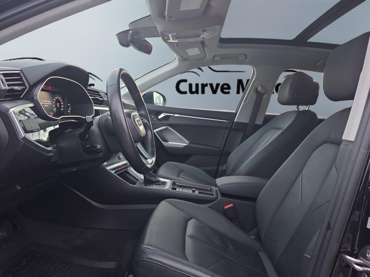 2020 Audi Q3 Progressiv S-line * 1 OWENR / VERY LOW KM / CARPLA Photo