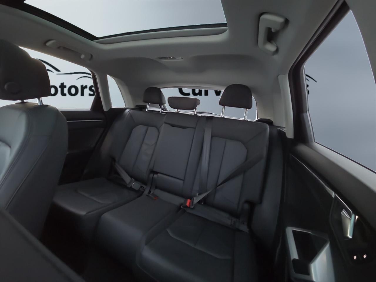 2020 Audi Q3 Progressiv S-line * 1 OWENR / VERY LOW KM / CARPLA Photo