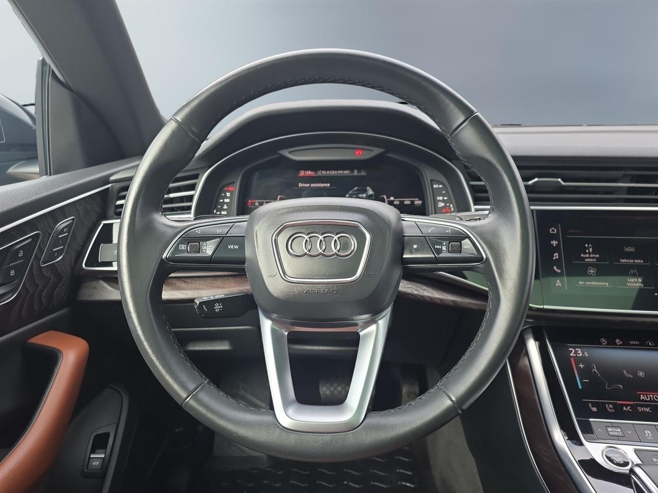 2021 Audi Q8 Progressiv 55 S-Line * COOLED SEATS / CARPLAY / PA Photo