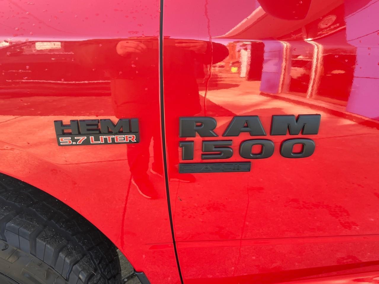 2020 RAM 1500 Classic ST NIGHT EDITION WELL MAINTAINED LOCAL TRADE Photo