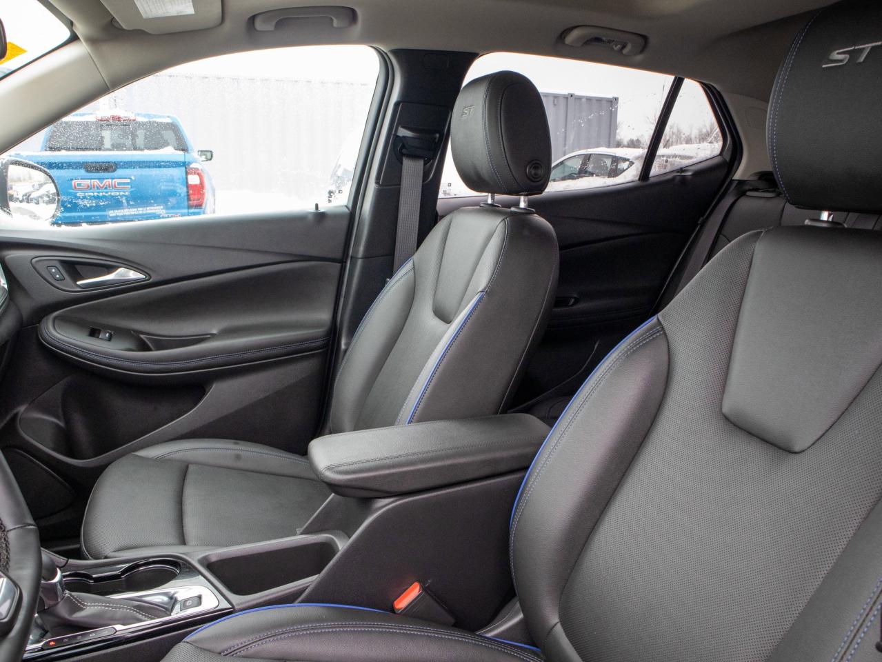 2025 Buick Encore GX Sport Touring - Wi-Fi Hotspot Capable Photo