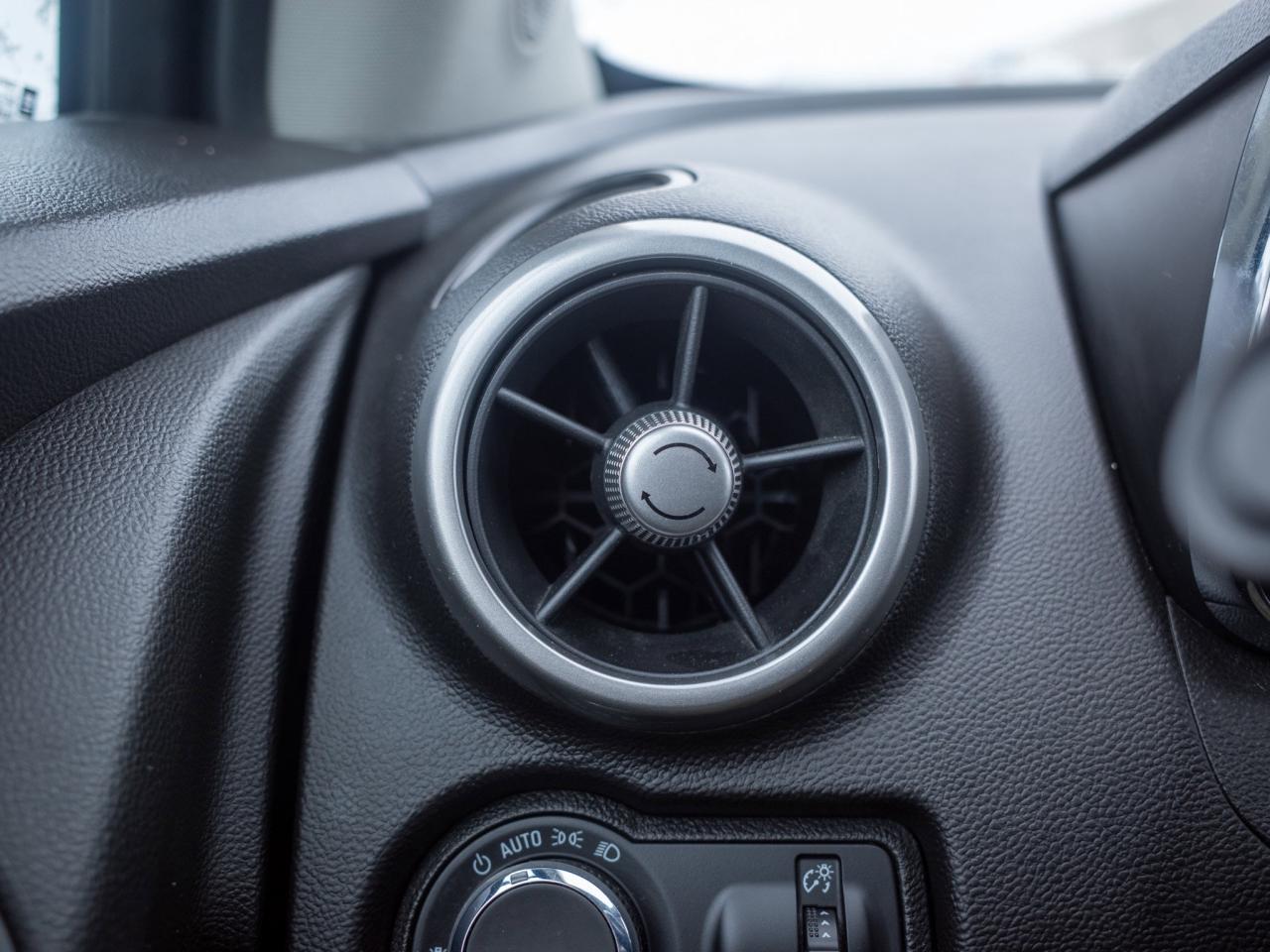 2016 Chevrolet Trax LT- Touchscreen With Bluetooth Photo