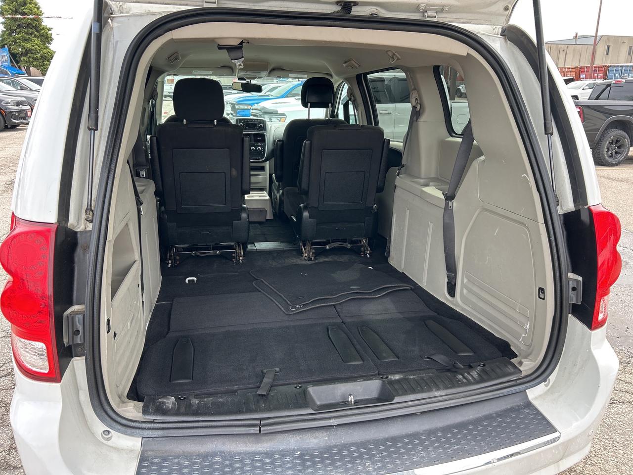 2017 Dodge Grand Caravan Stow n' Go - Fully Certified, Accident Free!!! Photo
