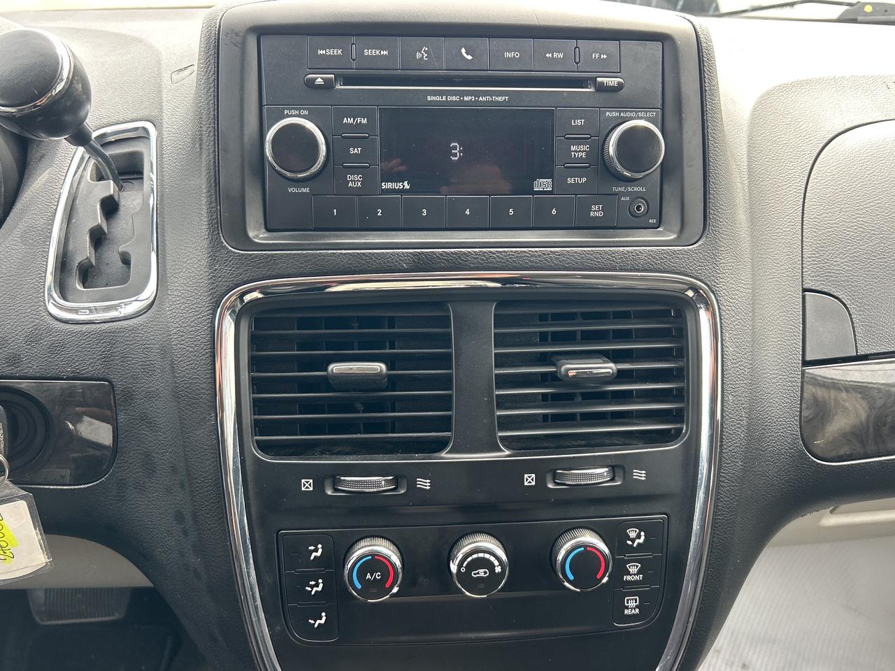 2017 Dodge Grand Caravan Stow n' Go - Fully Certified, Accident Free!!! Photo