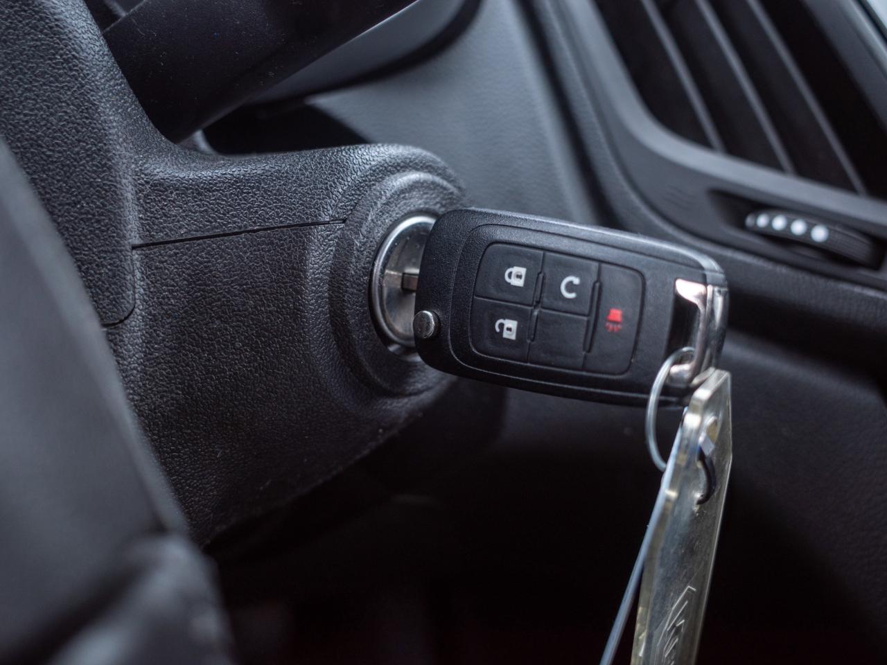 2017 Chevrolet Equinox LT- Heated Exterior Mirrors Photo