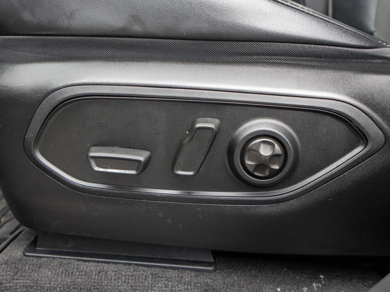 2022 Jeep Grand Cherokee Altitude- Remote Start & Heated Steering Photo