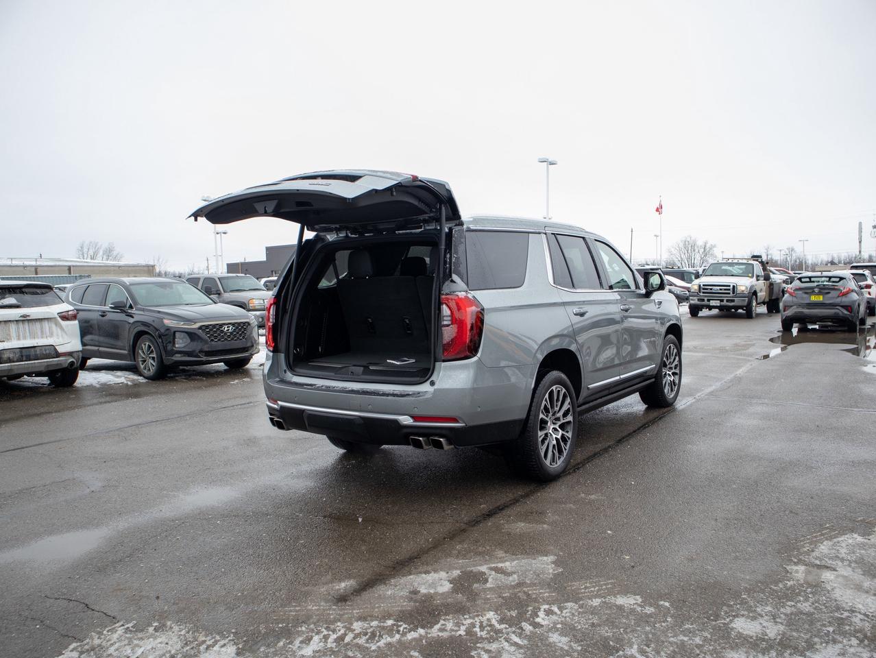 2025 GMC Yukon Denali- Air Ride Suspension,Thermal Detection Photo