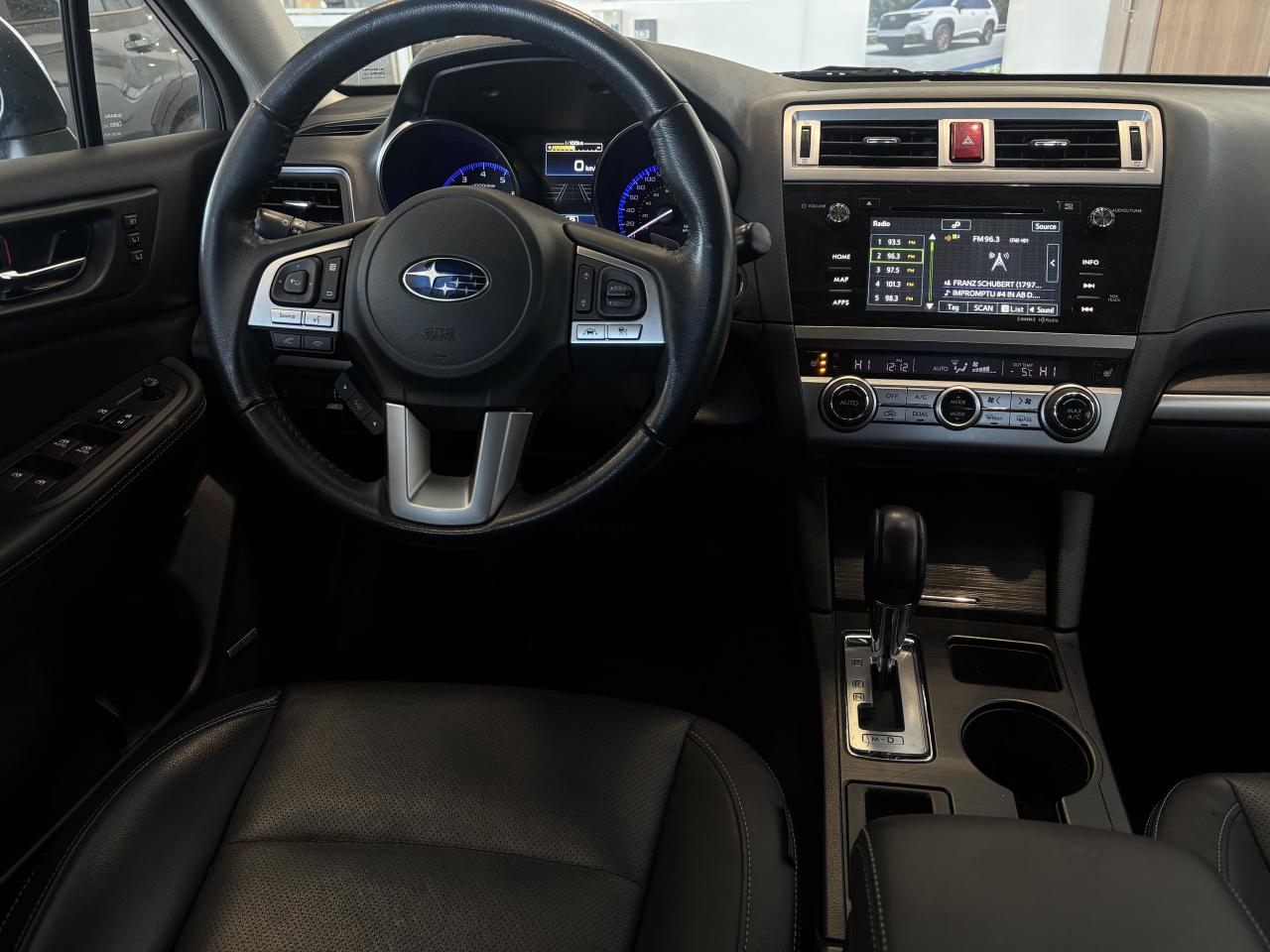 2016 Subaru Legacy 3.6R LIMITED   LOW KM   ONE OWNER   CLEAN CARFAX! Photo