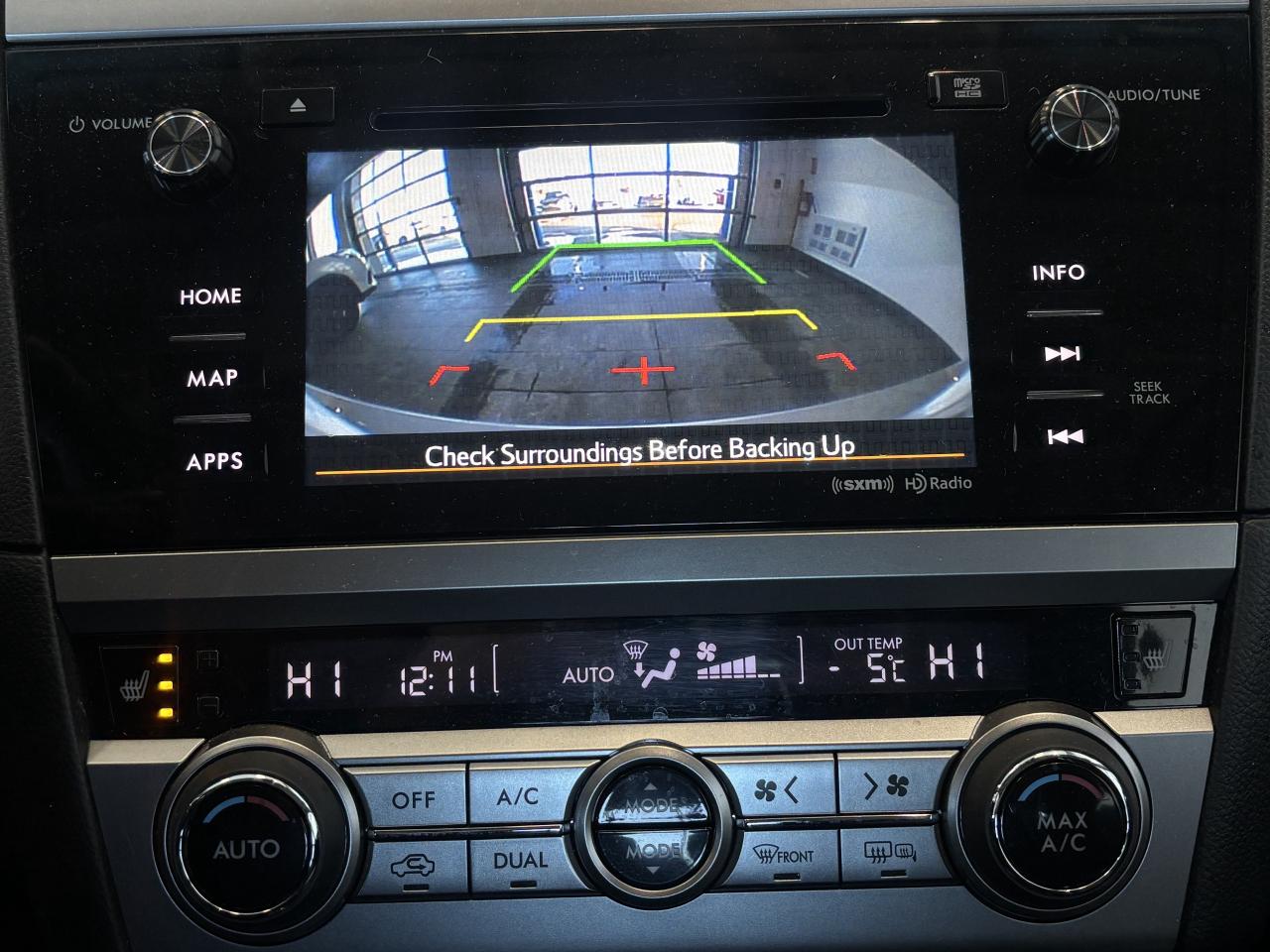 2016 Subaru Legacy 3.6R LIMITED   LOW KM   ONE OWNER   CLEAN CARFAX! Photo