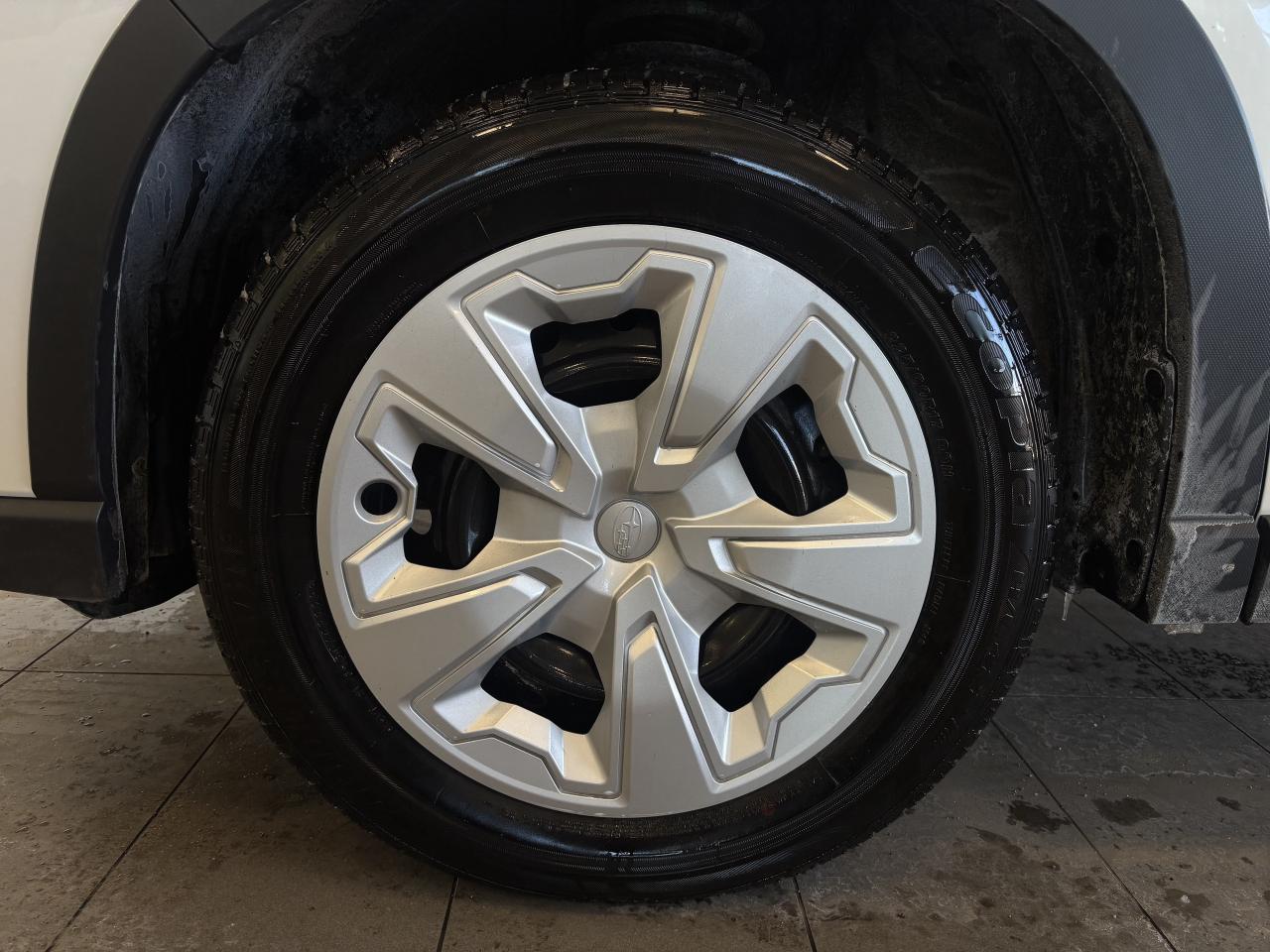 2024 Subaru Forester LOW KM   ONE OWNER   CLEAN CARFAX   APPLE CARPLAY! Photo