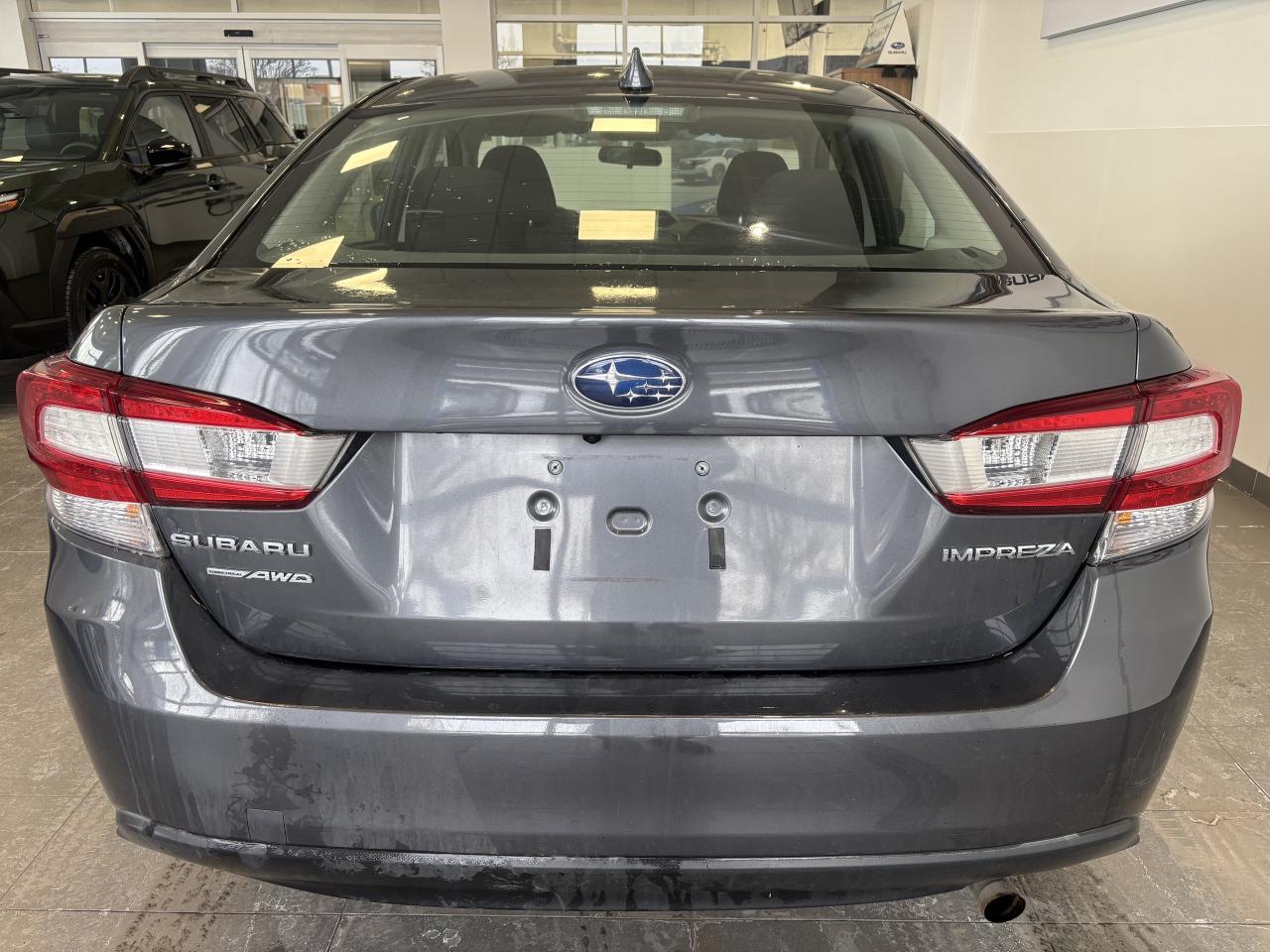 2019 Subaru Impreza TOURING   ONE OWNER   CLEAN CARFAX   APPLE CARPLAY Photo
